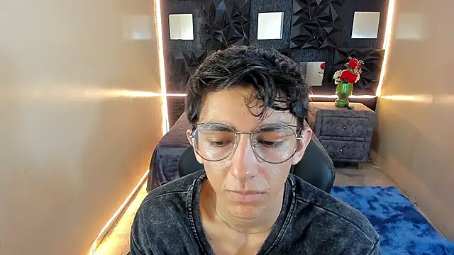 ElanGiraldo Webcamshow