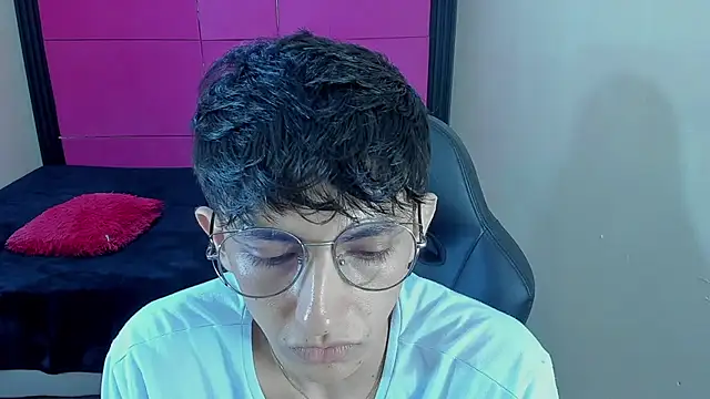 ElanGiraldo webkamerás műsora