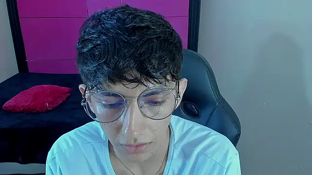 ElanGiraldo Pertunjukan Webcam