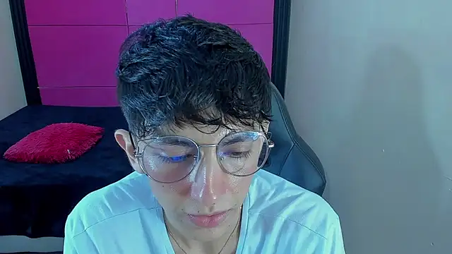 ElanGiraldo Webcam-Show