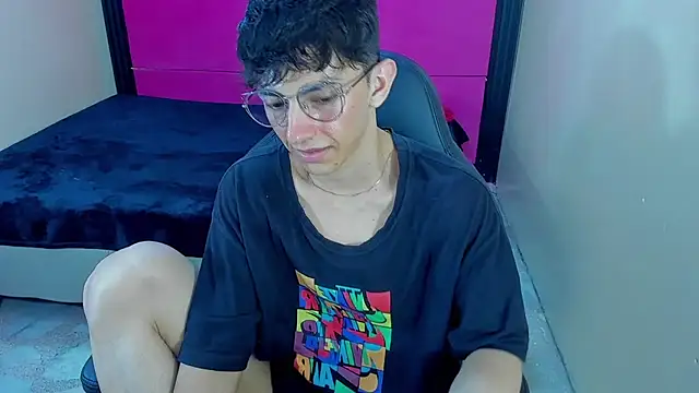 ElanGiraldo webcam show