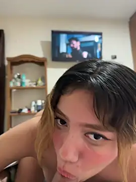 HornyMia11's Webcam Show