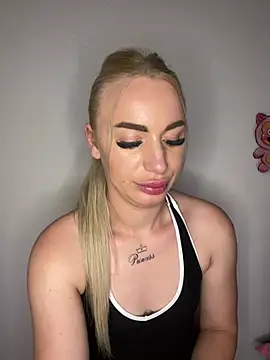 RuxyCatrina Webcam show