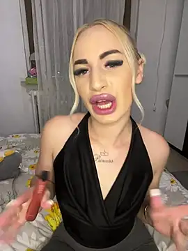 Chat +18 de RuxyCatrina ao vivo
