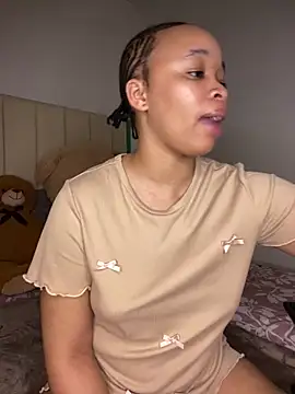 Nisha_102 Show Webcam