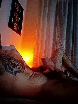 BlessedLoco97 webkamerás műsora