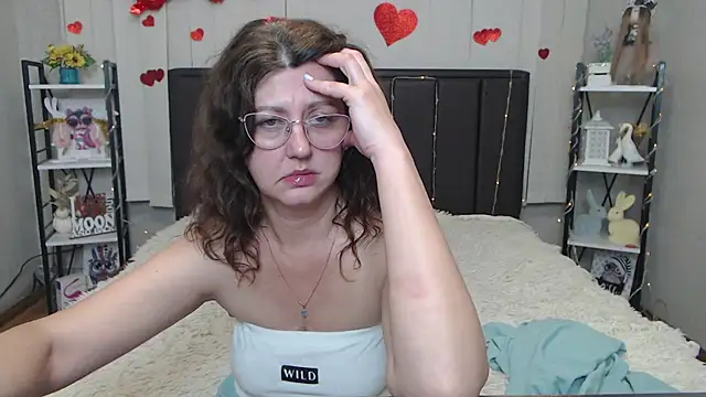RoseHille's Live XXX Chat
