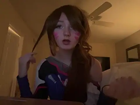 Kayluvs88's Live XXX Chat