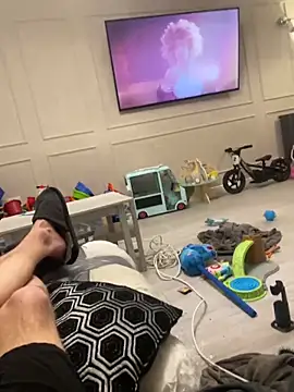 Kinkycouple142 webcam show