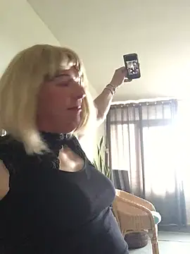 simone_xdressing Webcam Show