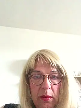 simone_xdressing Webcam Show