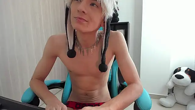 Show modela RYO_BLEU_ na web-kameri