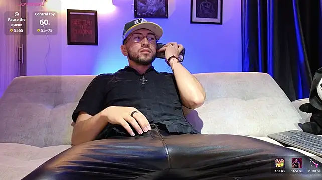 AresMassimoX Pertunjukan Webcam