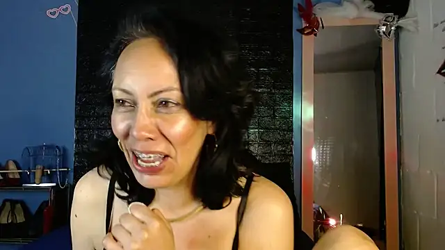 Show de Jhanne_Cherry_ na webcam