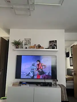 KentishLondoner Show in webcam