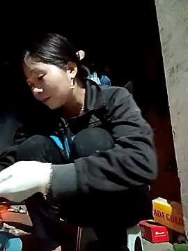 vangkt-cute's Webcam Show