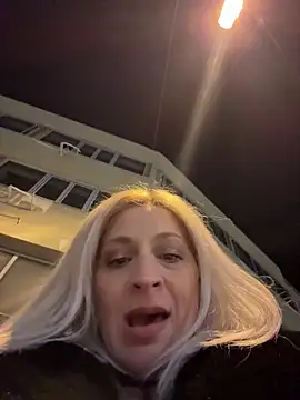 HOTLadyluna Show Webcam