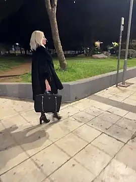 Pertunjukan Kamera Web HOTLadyluna