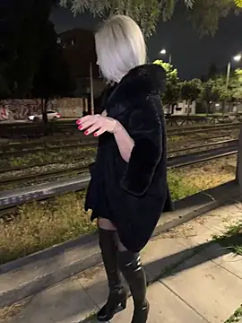 HOTLadyluna – Kamerová šou