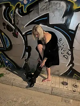 Pertunjukan Kamera Web HOTLadyluna