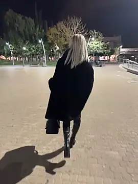 Show de HOTLadyluna na webcam