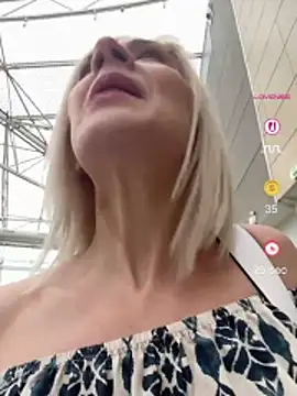 Show de webcam de HOTLadyluna