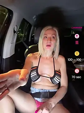 HOTLadylunan Webbikameraesitys