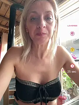 HOTLadyluna Adlı Modelin Web Kamerası Şovu