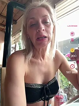 عرض كام HOTLadyluna