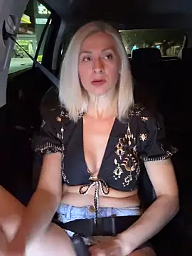 HOTLadyluna Webcamshow