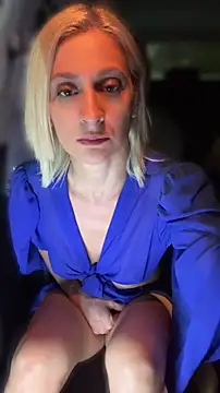 HOTLadyluna Webcam-Show