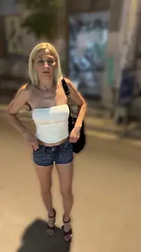HOTLadyluna ওয়েবক্যাম শো