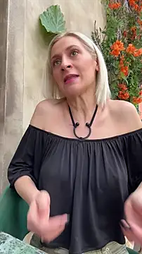 HOTLadyluna's Webcam Show