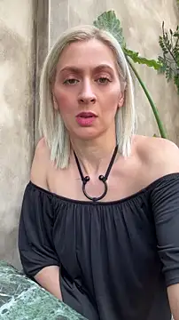 HOTLadyluna Webcam-Show
