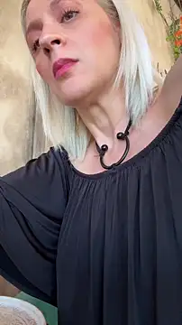 HOTLadyluna 웹캠 쇼