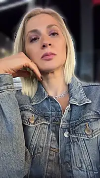 Webkamerová show HOTLadyluna