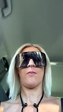 HOTLadylunan Webbikameraesitys