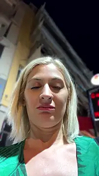 HOTLadylunan Webbikameraesitys