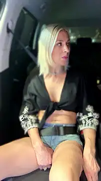 HOTLadyluna Webcamshow