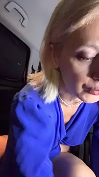 HOTLadyluna Webcam-Show