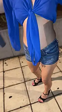 HOTLadyluna 在線直播表演