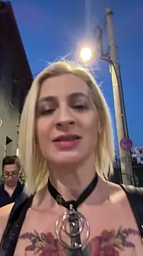 HOTLadyluna Webcam-Show