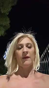 HOTLadyluna webcam show