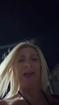Show modela HOTLadyluna na web-kameri