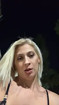 HOTLadyluna Adlı Modelin Web Kamerası Şovu
