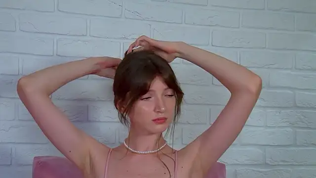 SophiaProve's Live XXX Chat