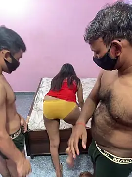 Threesomequeen Webcamshow