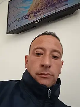 poli1910 webcam show