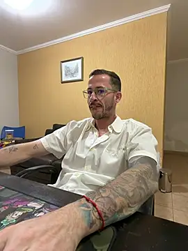 MeladoDiMel's Live Sex Cam Show