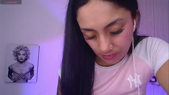 Millie_bobby Adlı Modelin Canlı XXX Sohbeti
